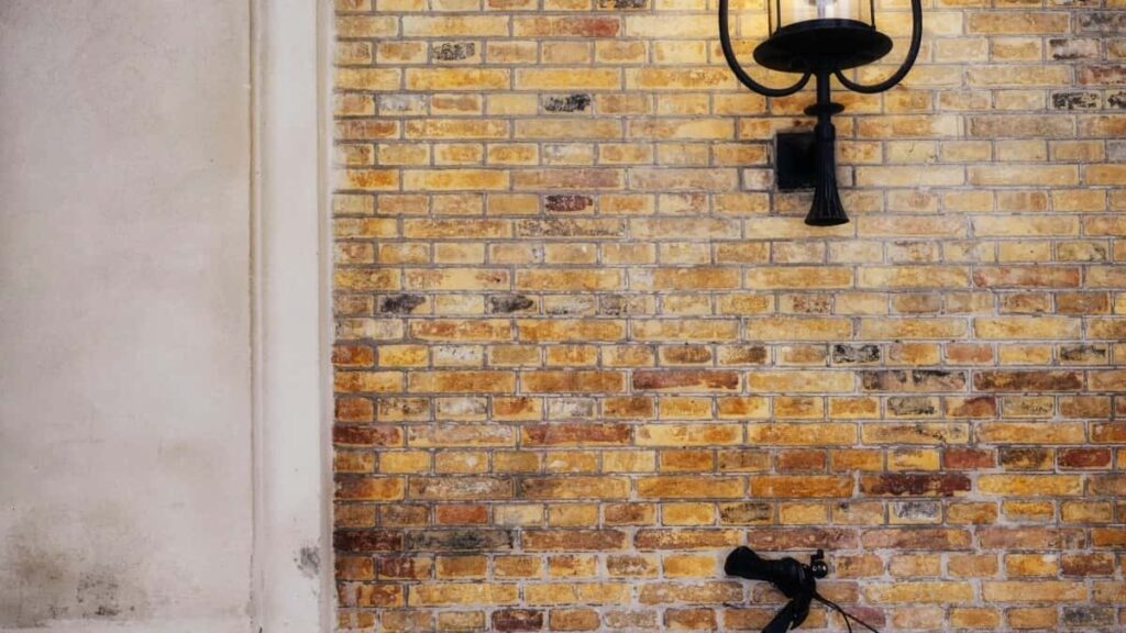 How Niger LinkedIn bloggers can collaborate with France advertisers in 2025