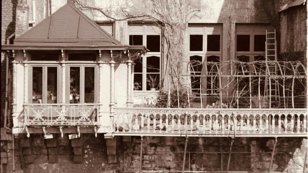 2025 China YouTube AllCategory Advertising Rate Card pour Niger