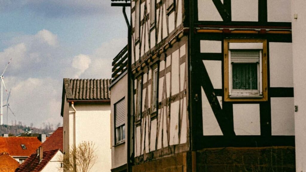 2025 Russia YouTube tarifs pub tout catégorie pour Niger