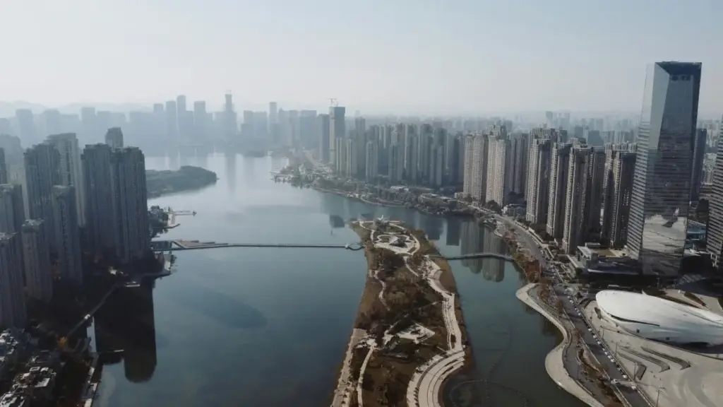 Découvrez comment les créateurs nigériens peuvent tirer profit de Takatak et des promos en Autriche pour booster leurs codes discount.