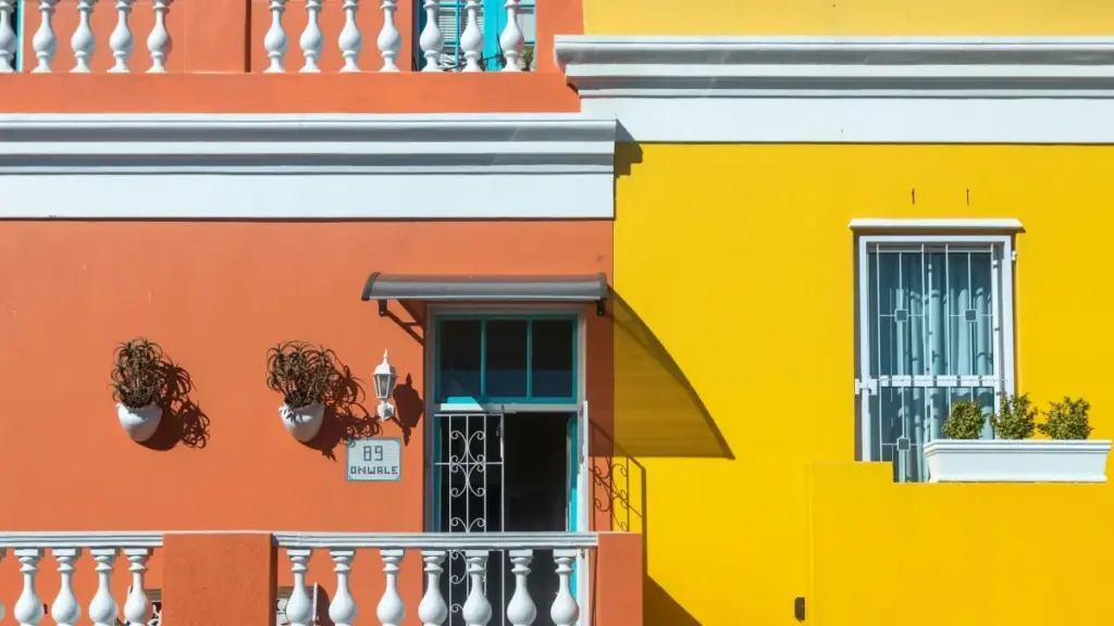 Découvrez comment les annonceurs au Niger peuvent connecter avec les créateurs Facebook israéliens pour booster l'exposition des équipements de voyage via UGC.