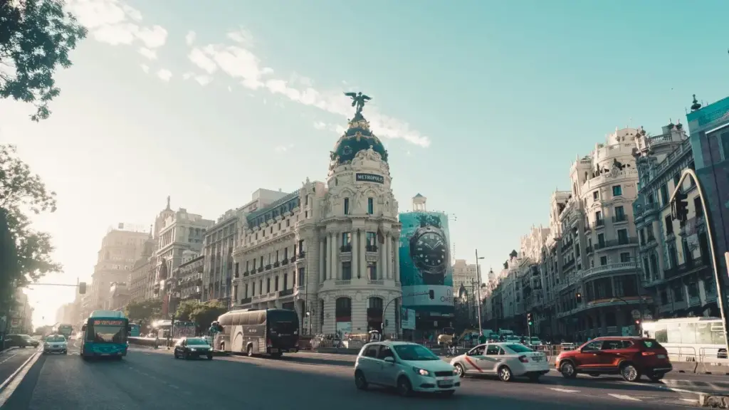 Guide pratique pour annonceurs au Niger: méthodes, outils et stratégie pour recruter créateurs Snapchat du Canada et étendre votre réseau d'influence de façon ciblée.