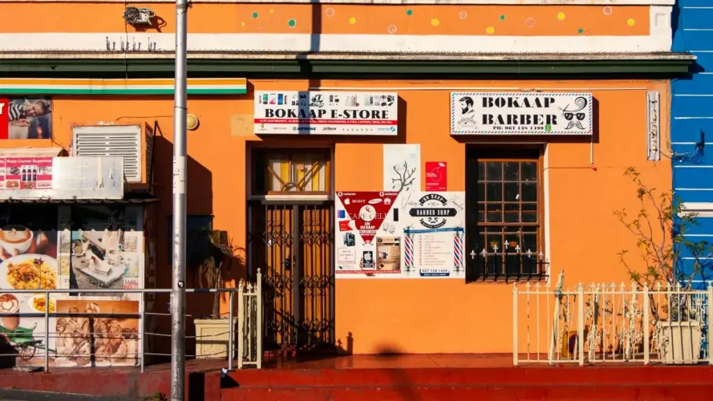 Guide pratique pour annonceurs au Niger: comment identifier et collaborer avec créateurs WeChat basés en Grèce pour des campagnes d'affiliation via influenceurs.