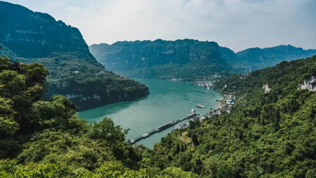 Guide pratique pour créateurs au Niger : comment approcher les marques sri-lankaises sur Kuaishou, tactiques locales, erreurs à éviter et outils pour augmenter vos chances de collab.