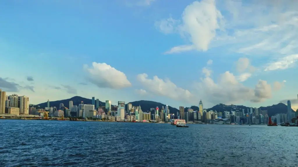 Guide pratique pour créateurs au Niger: comment contacter des marques lituaniennes via KakaoTalk et renforcer la crédibilité de ton media kit.