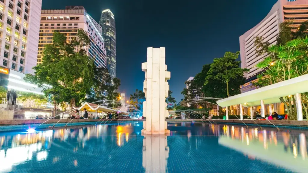 Guide pratique pour marques nigériennes: comment identifier, contacter et collaborer avec des créateurs finlandais via WhatsApp sur des dance challenges.