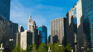 Guide pratique pour annonceurs au Niger: comment repérer et collaborer avec des micro/nano créateurs arméniens actifs autour d'eBay, avec tactiques, outils et risques.