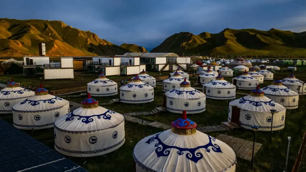 Repère vite les bons créateurs en Grèce pour lancer une collection mode: méthode terrain, signaux d’audience, risques et tendances 2026.