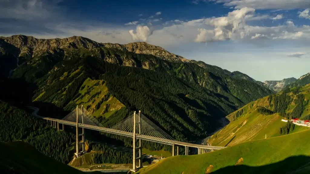 Méthode simple pour repérer des créateurs Etsy en Tunisie, vérifier leur vibe, et monter des collabs solides pour des vlogs d’événements en vrai.